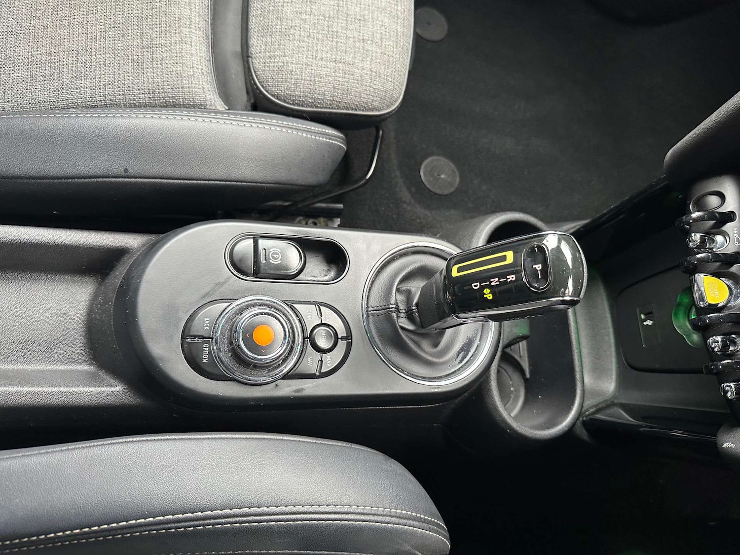 Used MINI Hatch 2020 for sale - 77495073: Photo 30