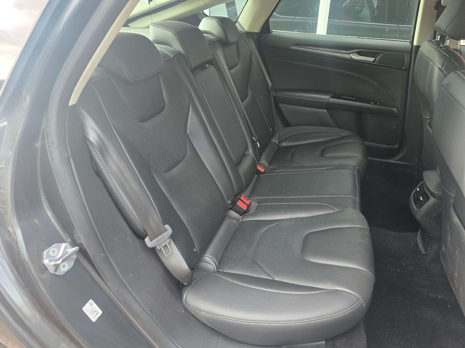 Used Ford Mondeo 2019 for sale - 76372228: Photo 26