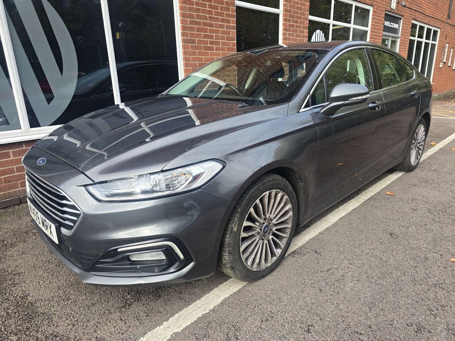 Used Ford Mondeo 2019 for sale - 76372228: Photo 4