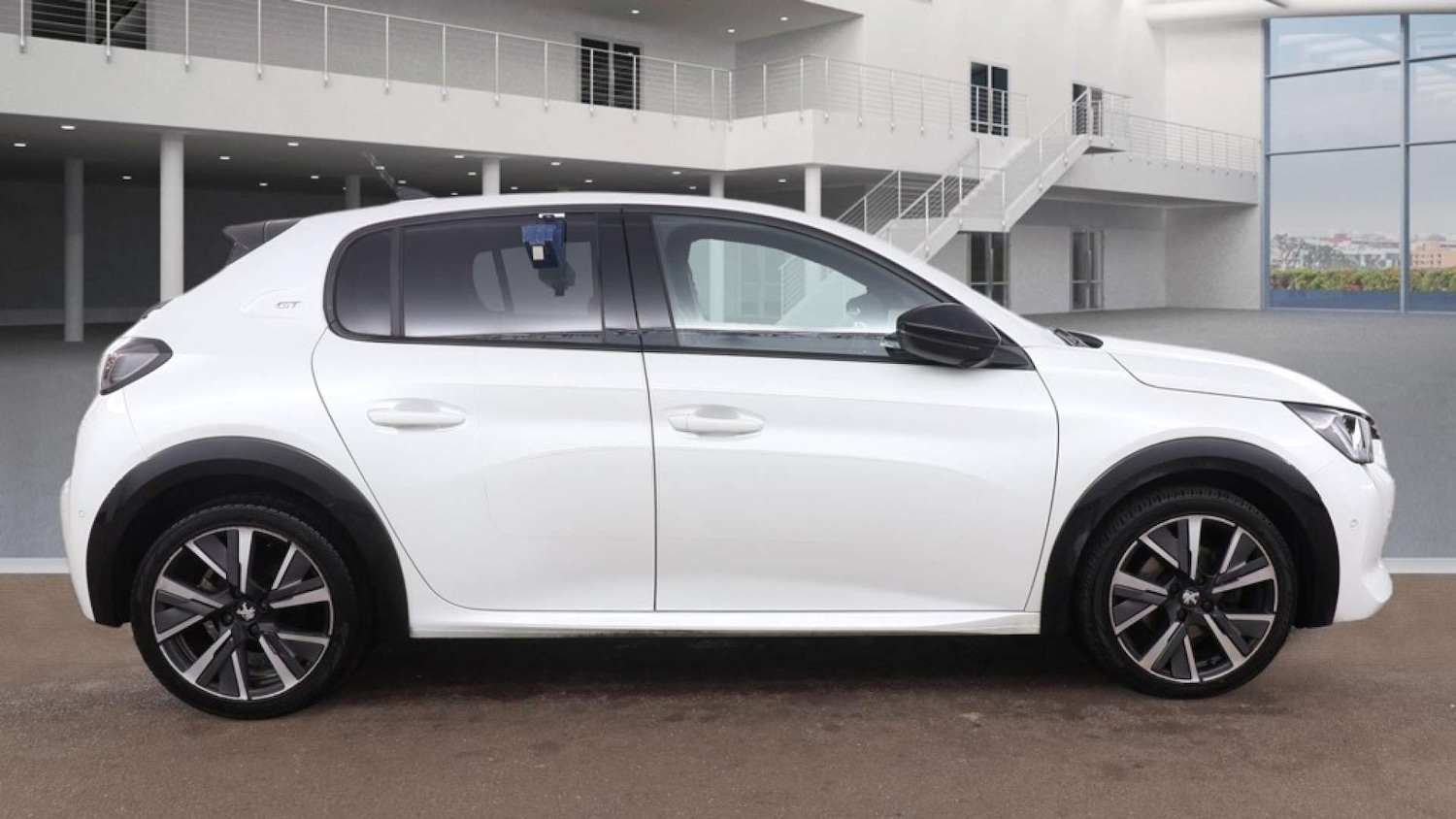 Used Peugeot 208 2022 for sale - 77420243: Photo 5