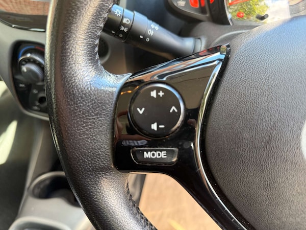 Used Toyota AYGO 2021 for sale - 76277750: Photo 14