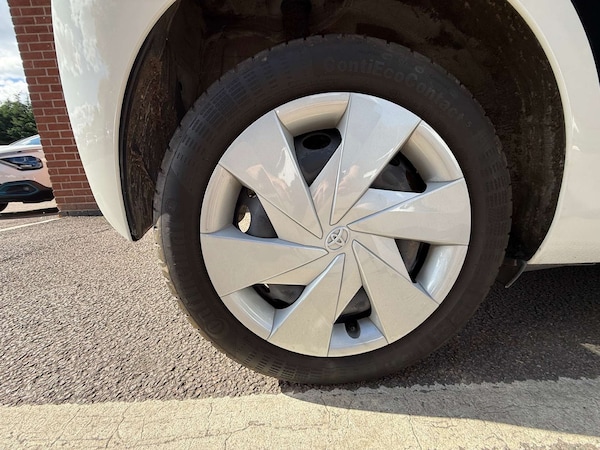 Used Toyota AYGO 2021 for sale - 76277750: Photo 45