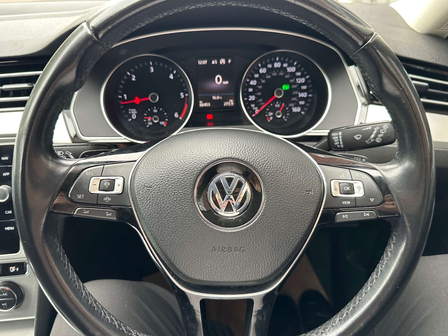 Used Volkswagen Passat 2019 for sale - 76144454: Photo 12