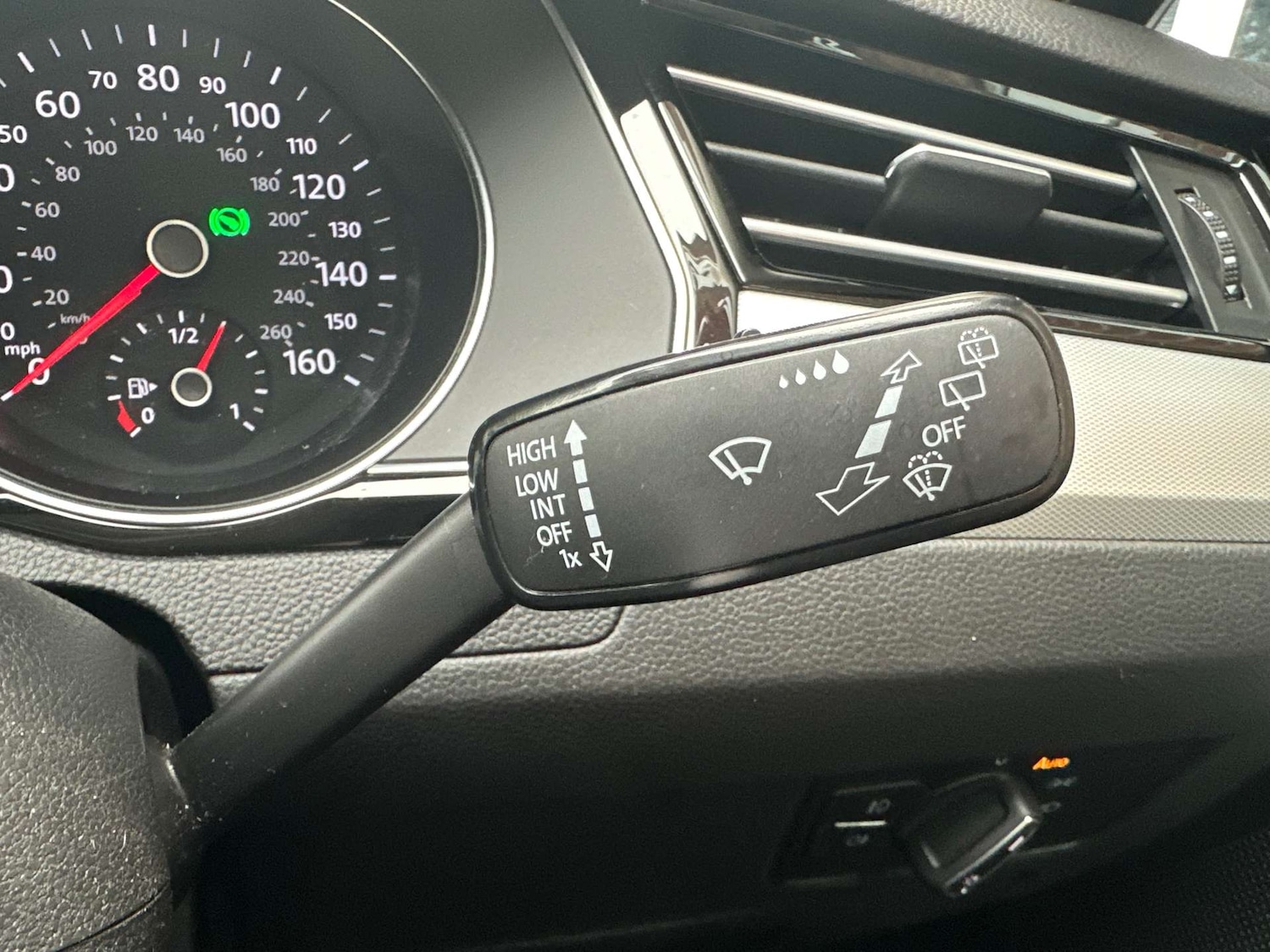 Used Volkswagen Passat 2019 for sale - 76144454: Photo 16