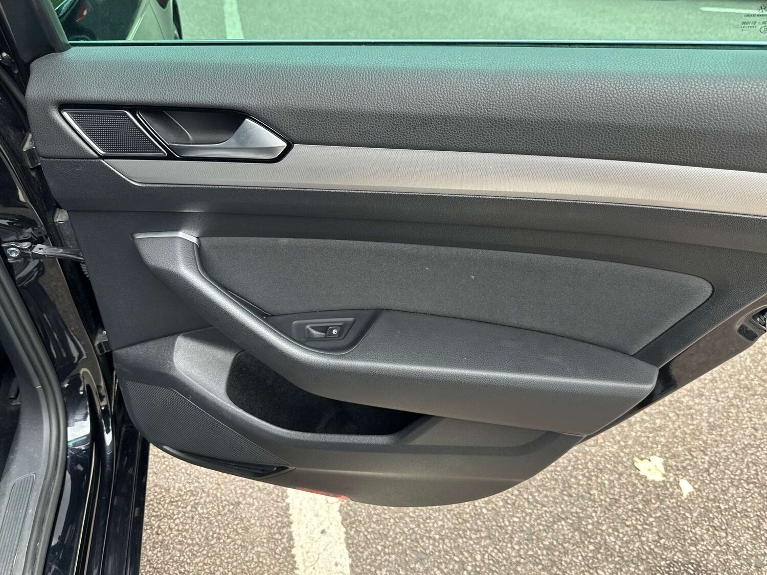 Used Volkswagen Passat 2019 for sale - 76144454: Photo 50