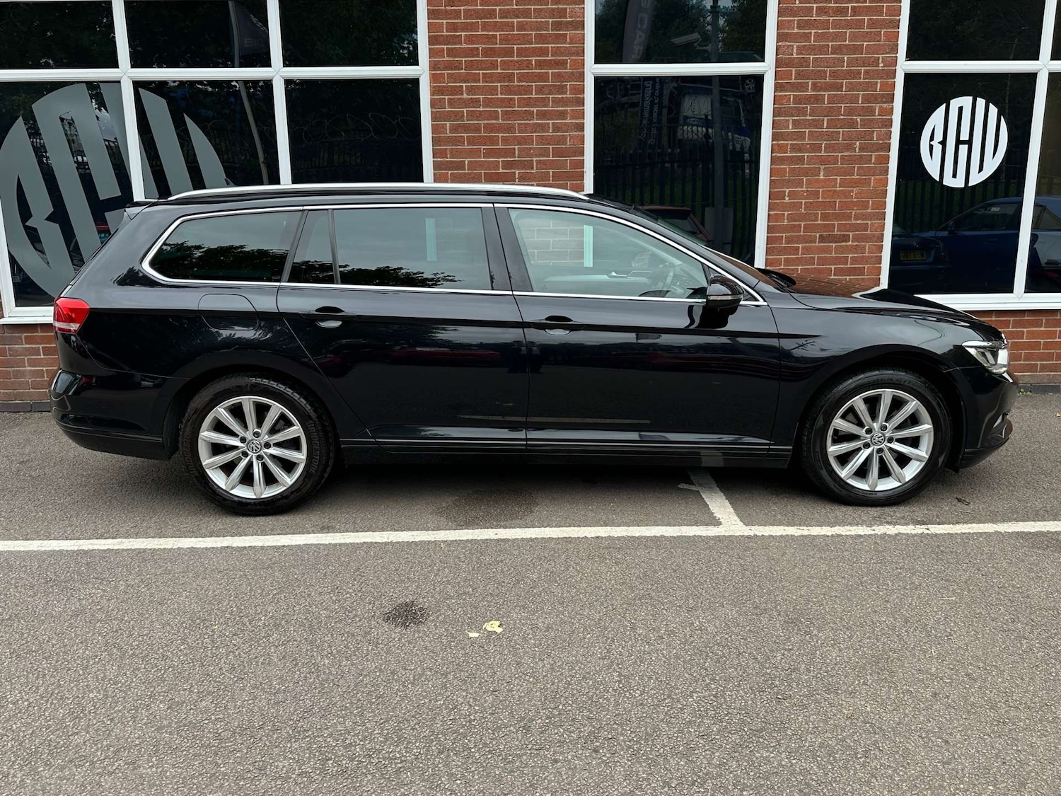 Used Volkswagen Passat 2019 for sale - 76144454: Photo 8