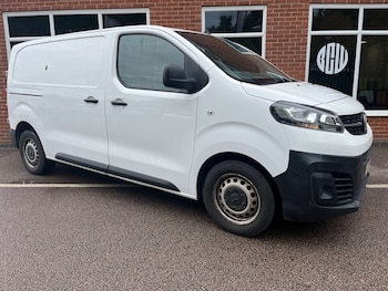 Vauxhall - Vivaro