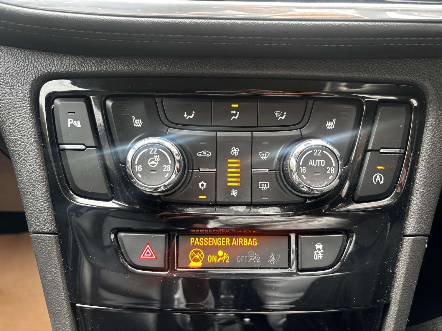 Vehicle 33