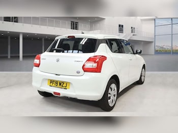 Used Suzuki Swift 2019 for sale - 75807382: Photo