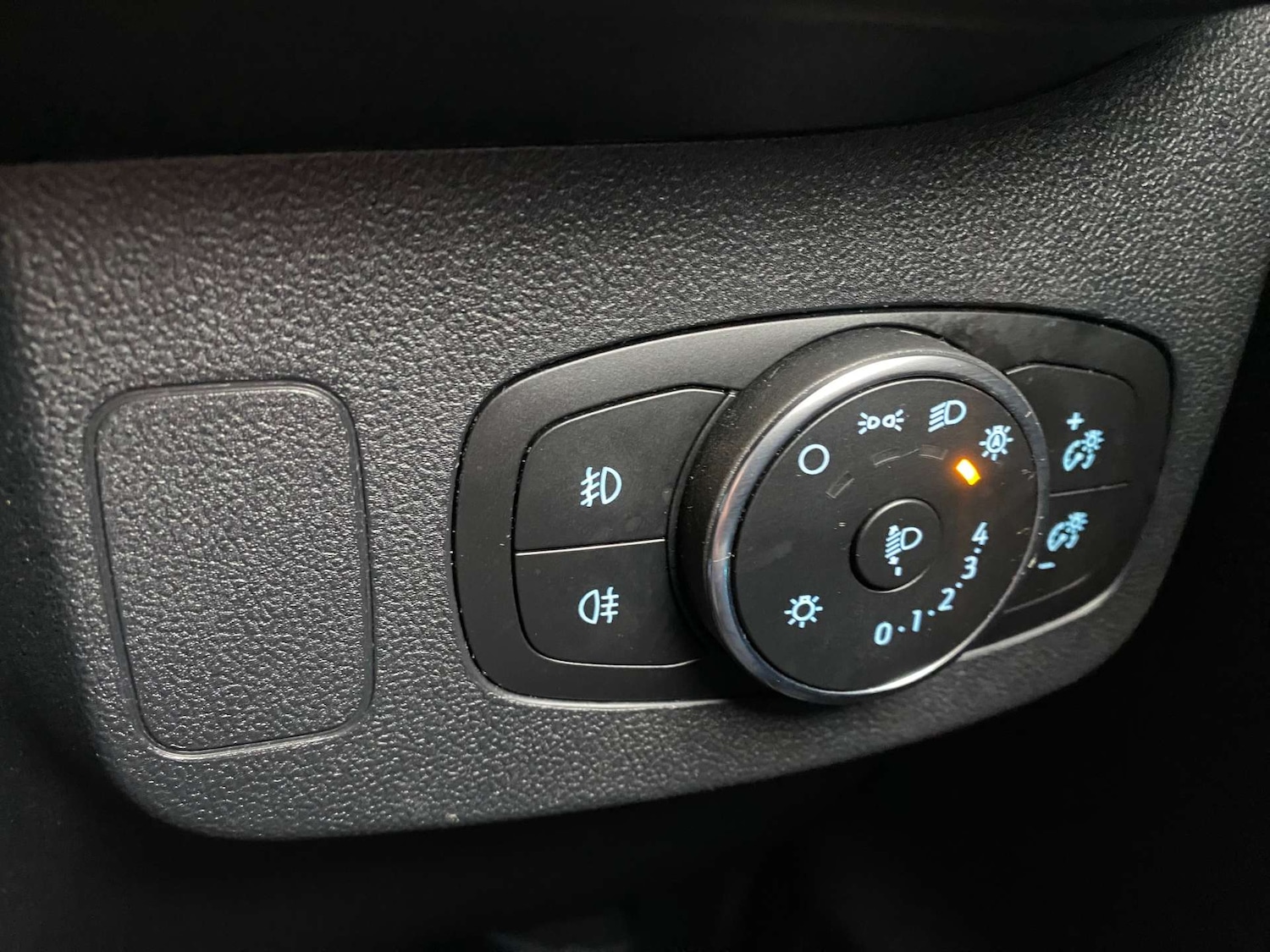 Used Ford Puma 2020 for sale - 76949892: Photo 27