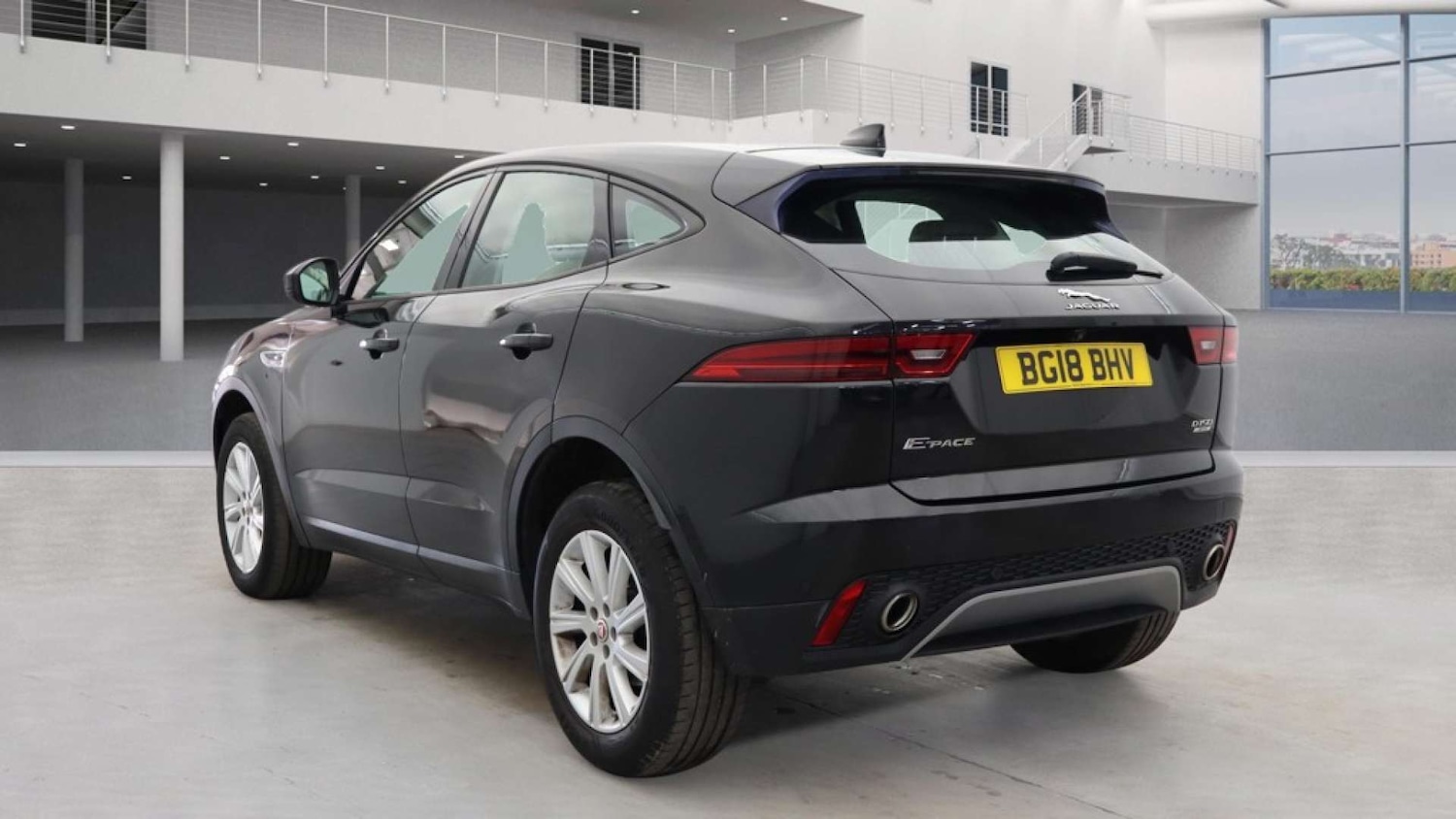Used Jaguar E-Pace 2018 for sale - 77891798: Photo 3