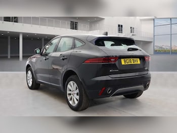 Used Jaguar E-Pace 2018 for sale - 77891798: Photo