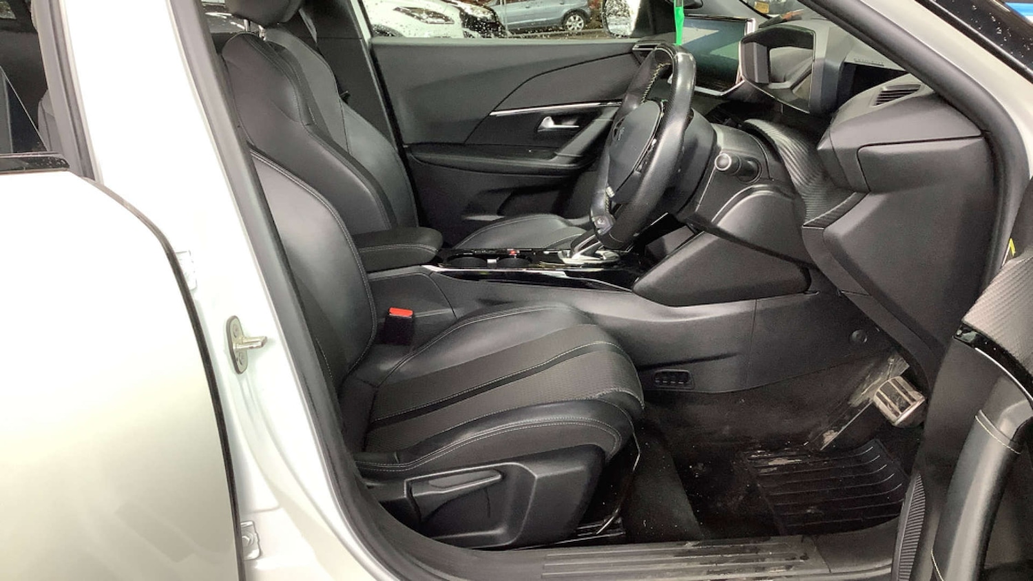 Used Peugeot 2008 2021 for sale - 77938484: Photo 10