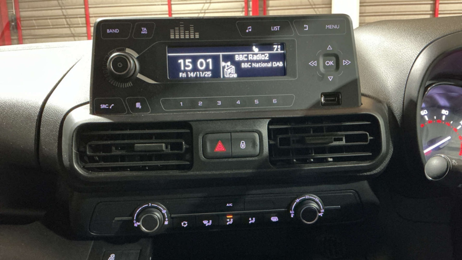 Used Toyota ProAce 2021 for sale - 76637975: Photo 11