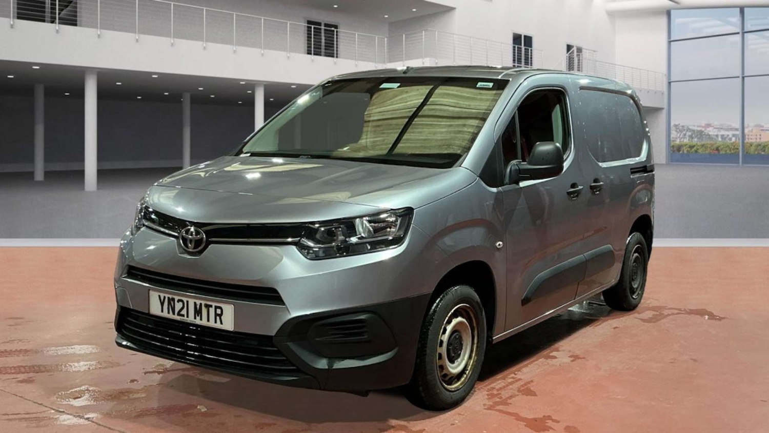 Used Toyota ProAce 2021 for sale - 76637975: Photo 2