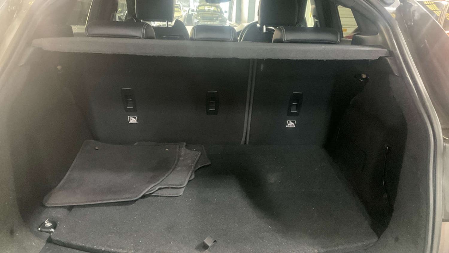 Used Jaguar E-Pace 2019 for sale - 77127341: Photo 7