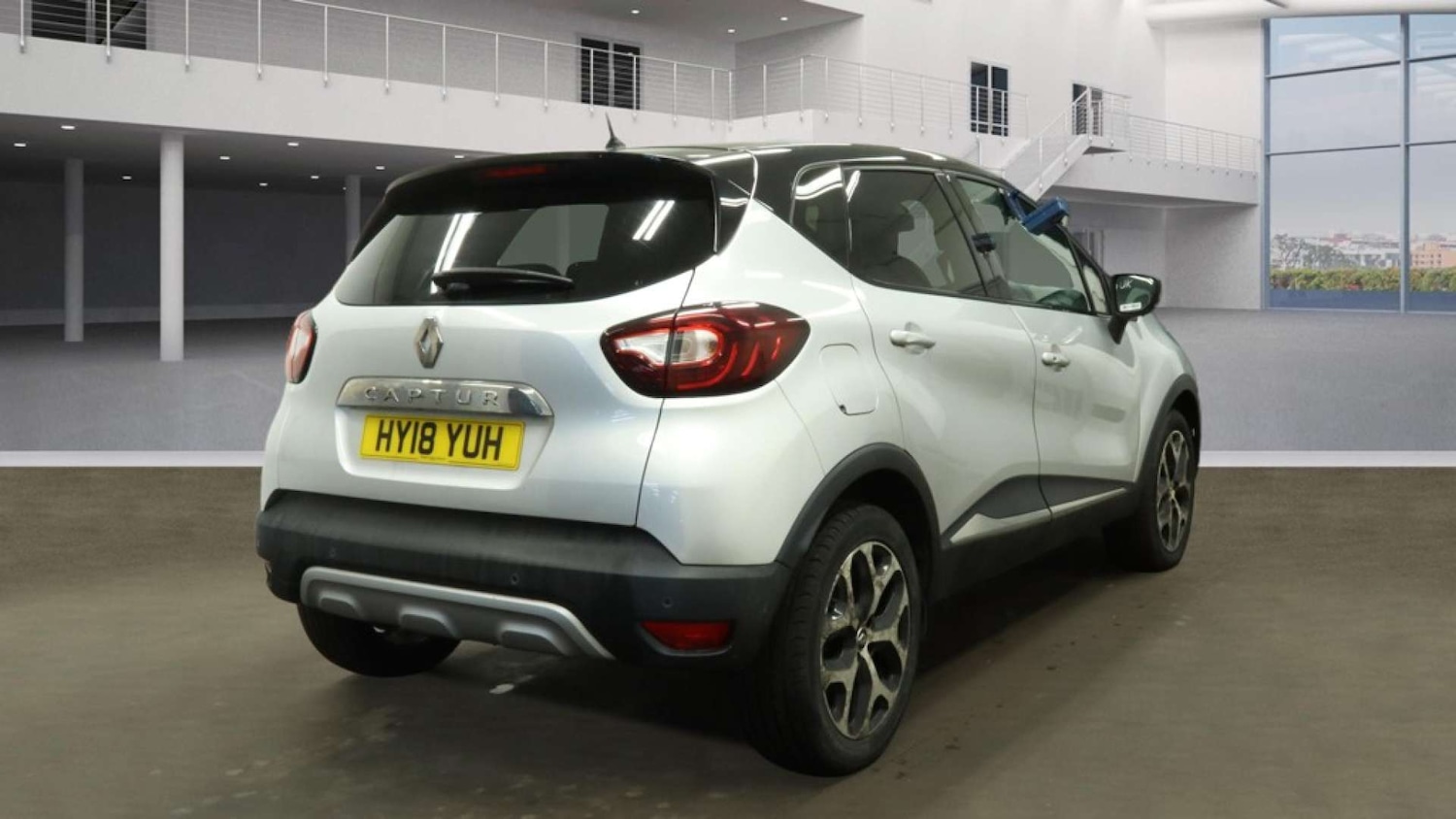Used Renault Captur 2018 for sale - 77288568: Photo 4