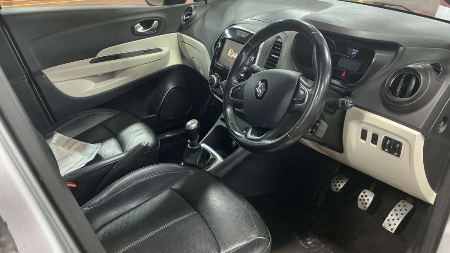Used Renault Captur 2018 for sale - 77288568: Photo 9