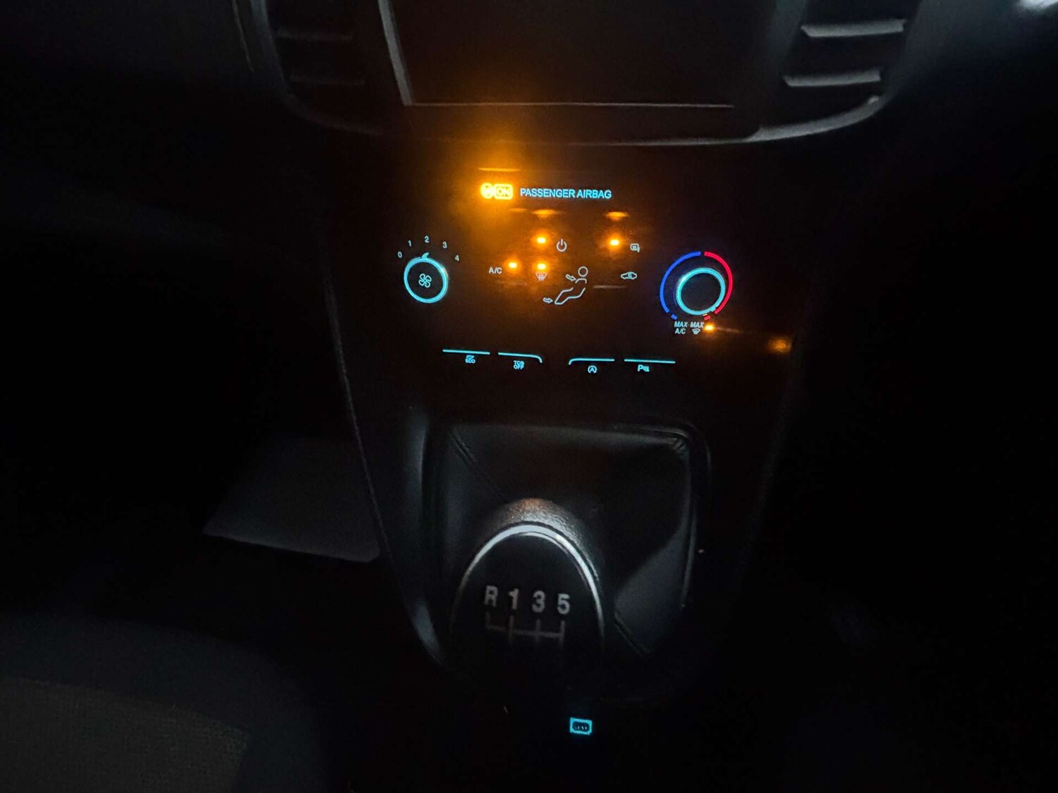 Used Ford Transit Connect 2019 for sale - 77151094: Photo 19