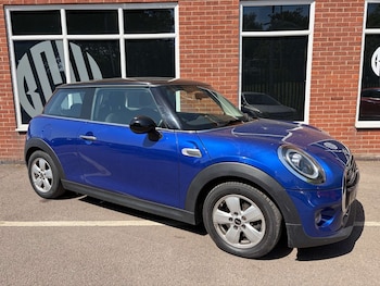 Used MINI Hatch 2019 for sale - 78931563: Photo