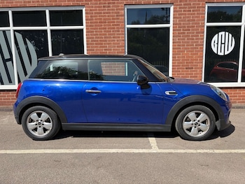 Used MINI Hatch 2019 for sale - 78931563: Photo