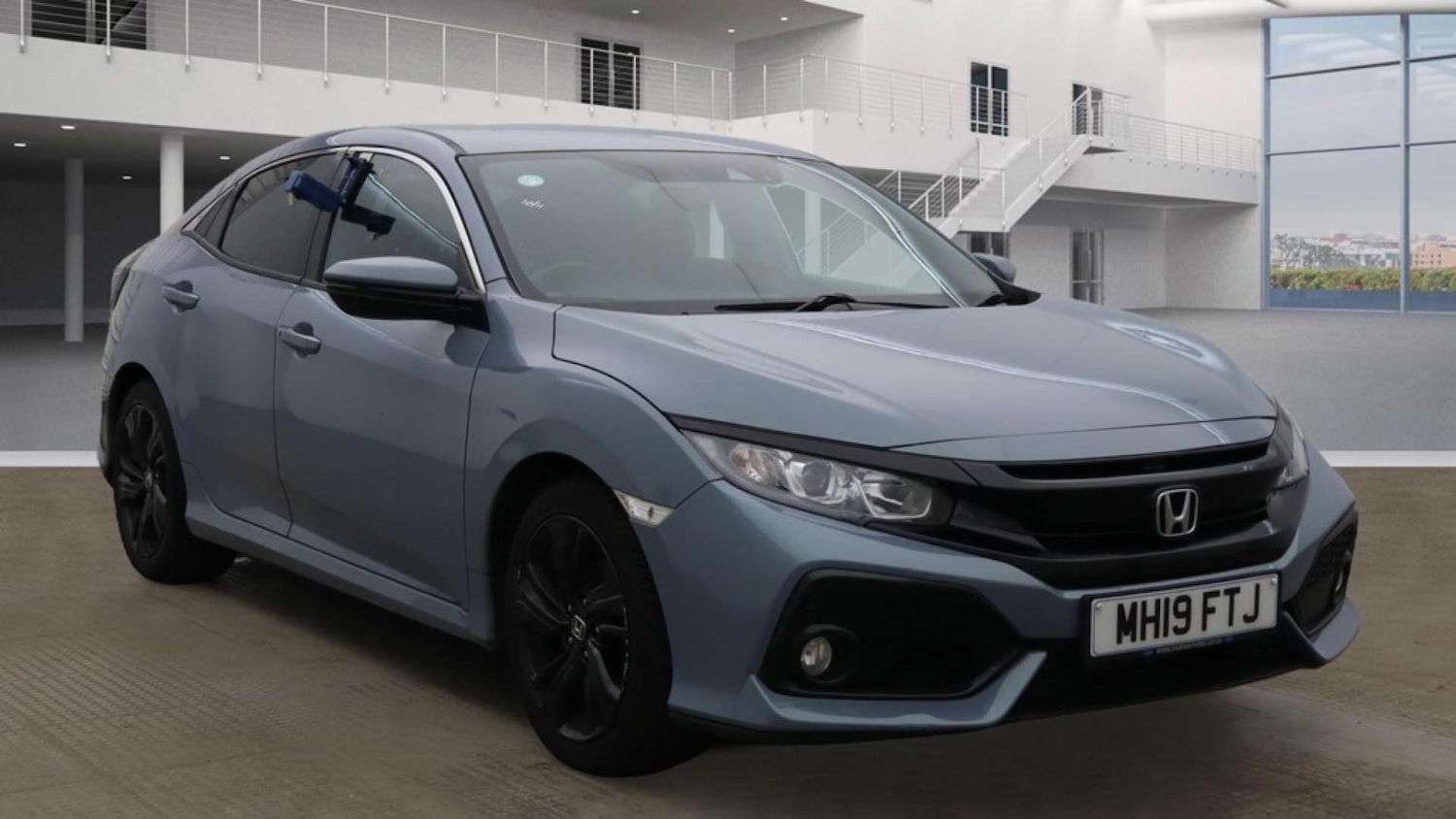 Used Honda Civic 2019 for sale - 76569720: Photo 1