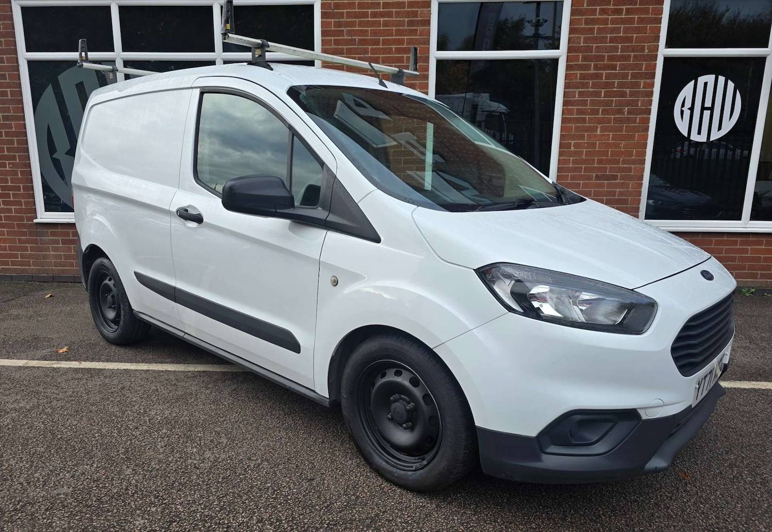Used Ford Transit Courier 2021 for sale - 76601244: Photo 1