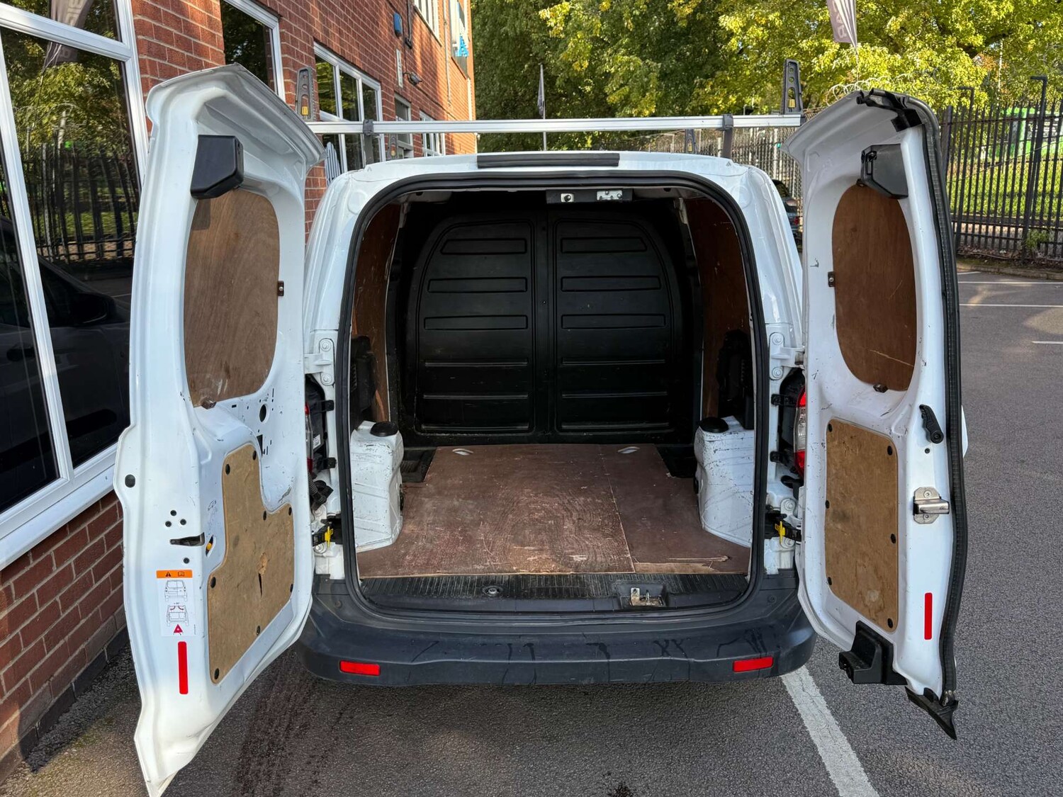 Used Ford Transit Courier 2021 for sale - 76601244: Photo 10