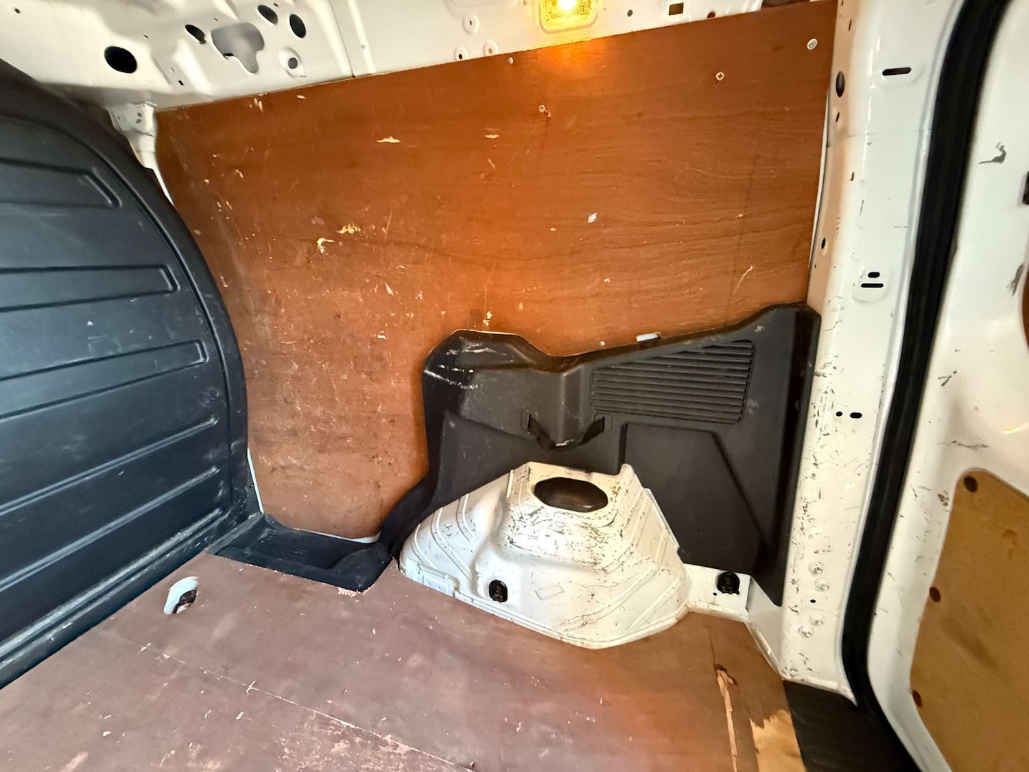 Used Ford Transit Courier 2021 for sale - 76601244: Photo 36