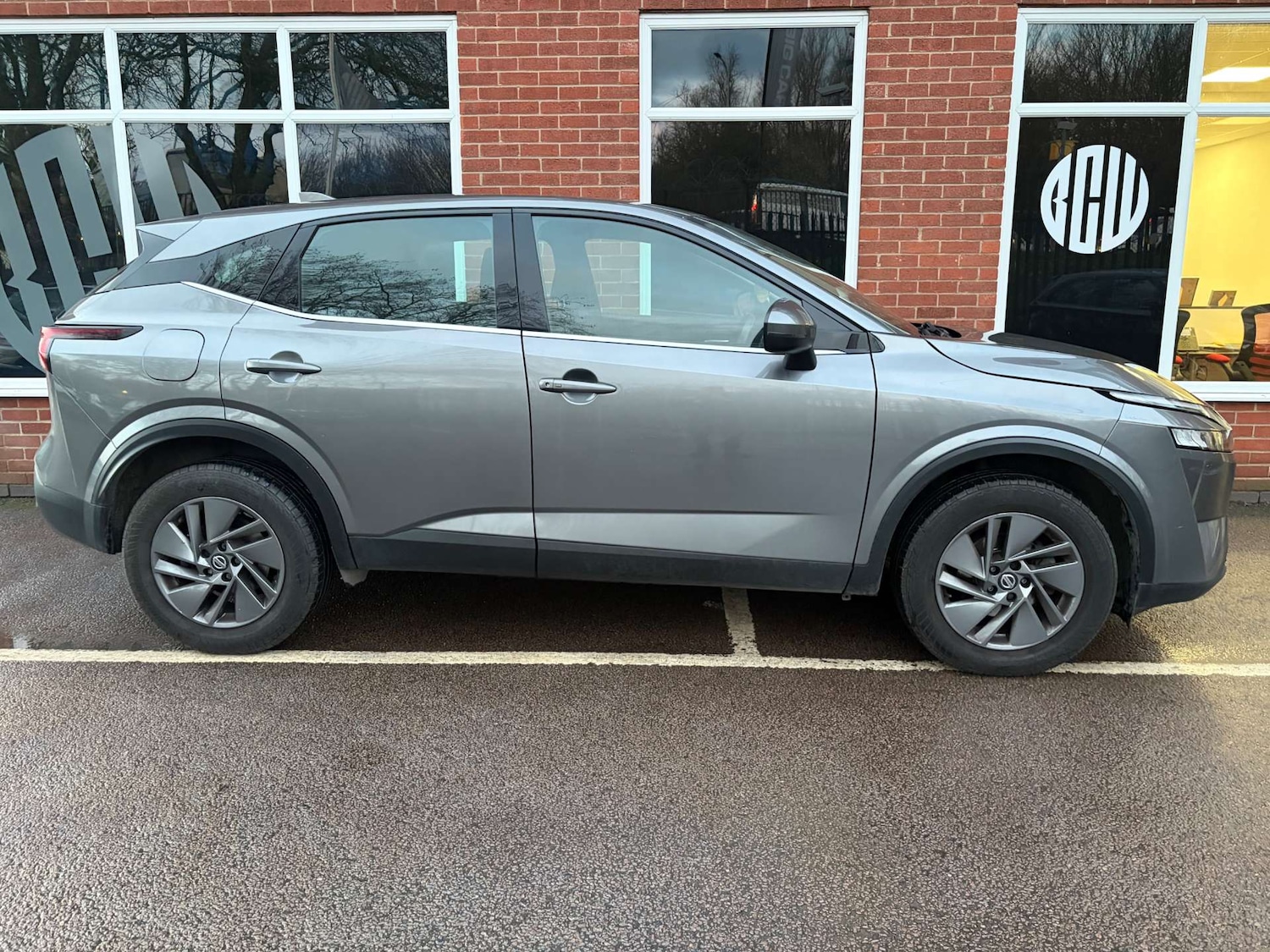 Used Nissan Qashqai 2021 for sale - 77640573: Photo 2