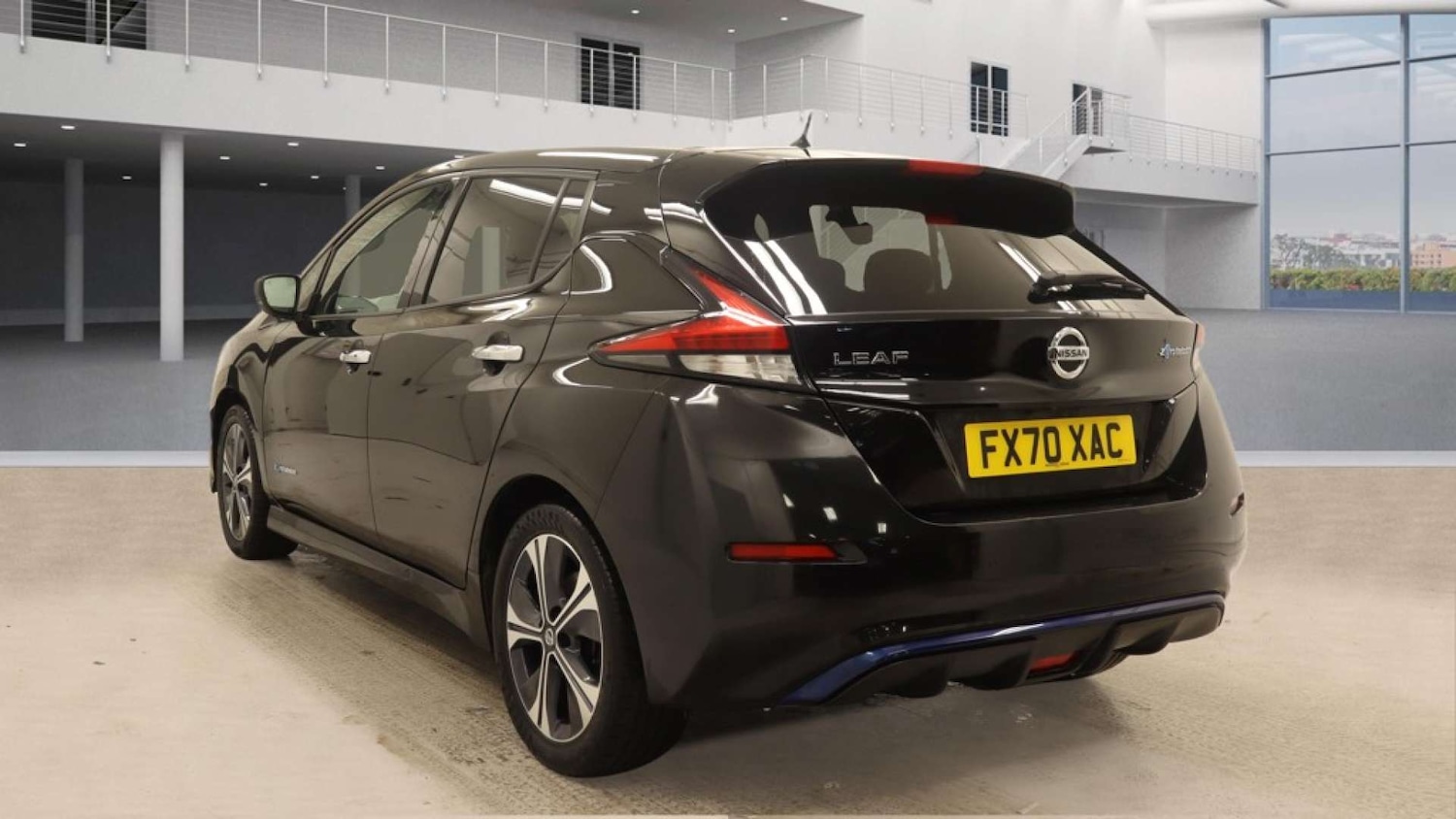 Used Nissan Leaf 2020 for sale - 77368241: Photo 3