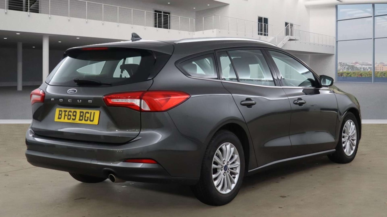 Used Ford Focus 2020 for sale - 76343744: Photo 4