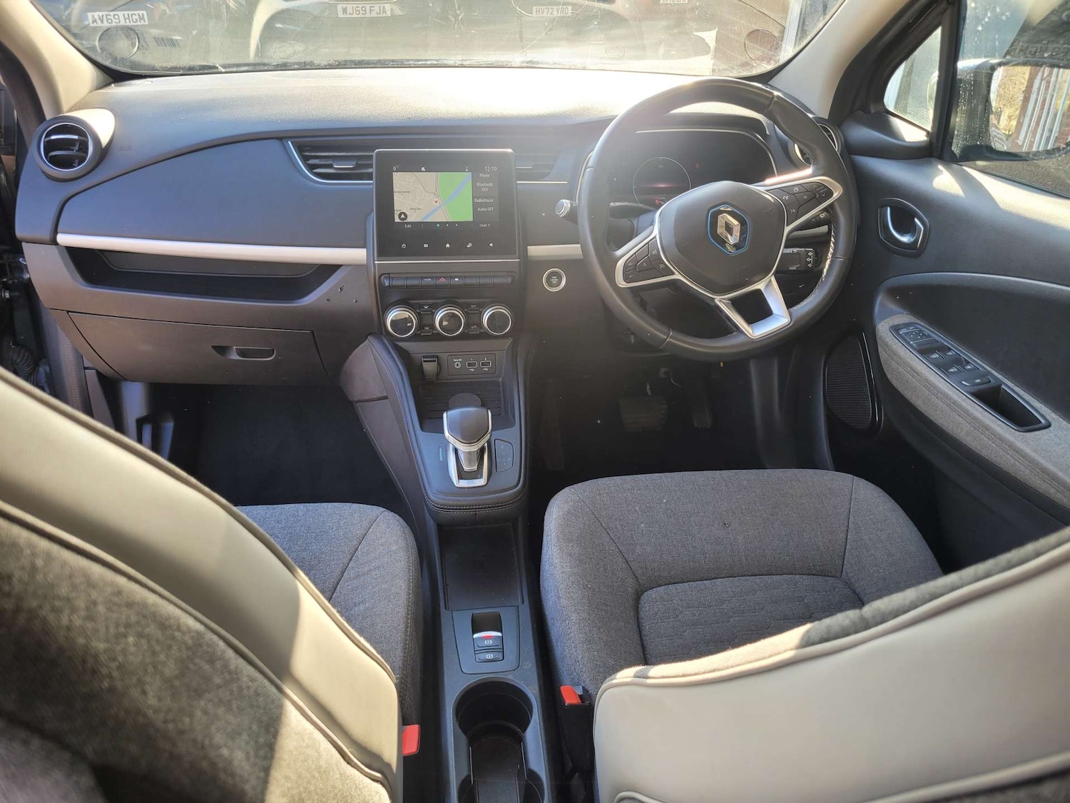 Used Renault Zoe 2020 for sale - 76910583: Photo 12