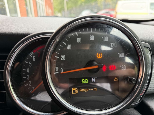 Used MINI Hatch 2018 for sale - 76277611: Photo 29