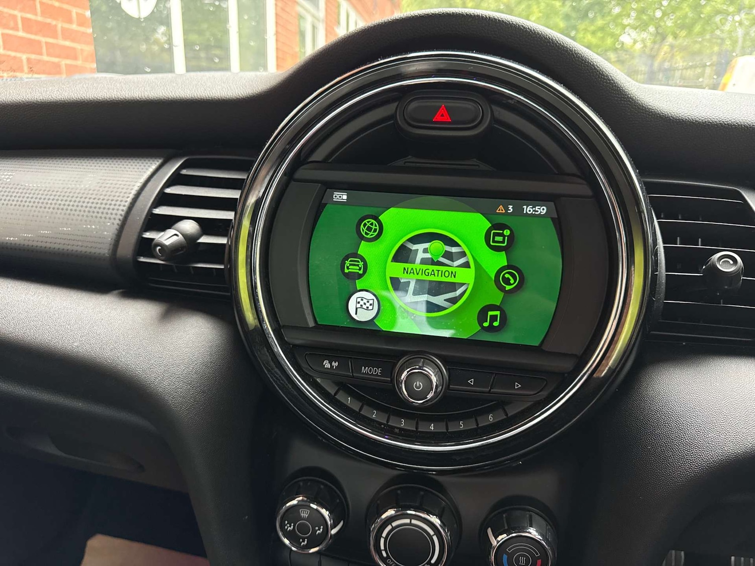 Used MINI Hatch 2018 for sale - 76277611: Photo 31