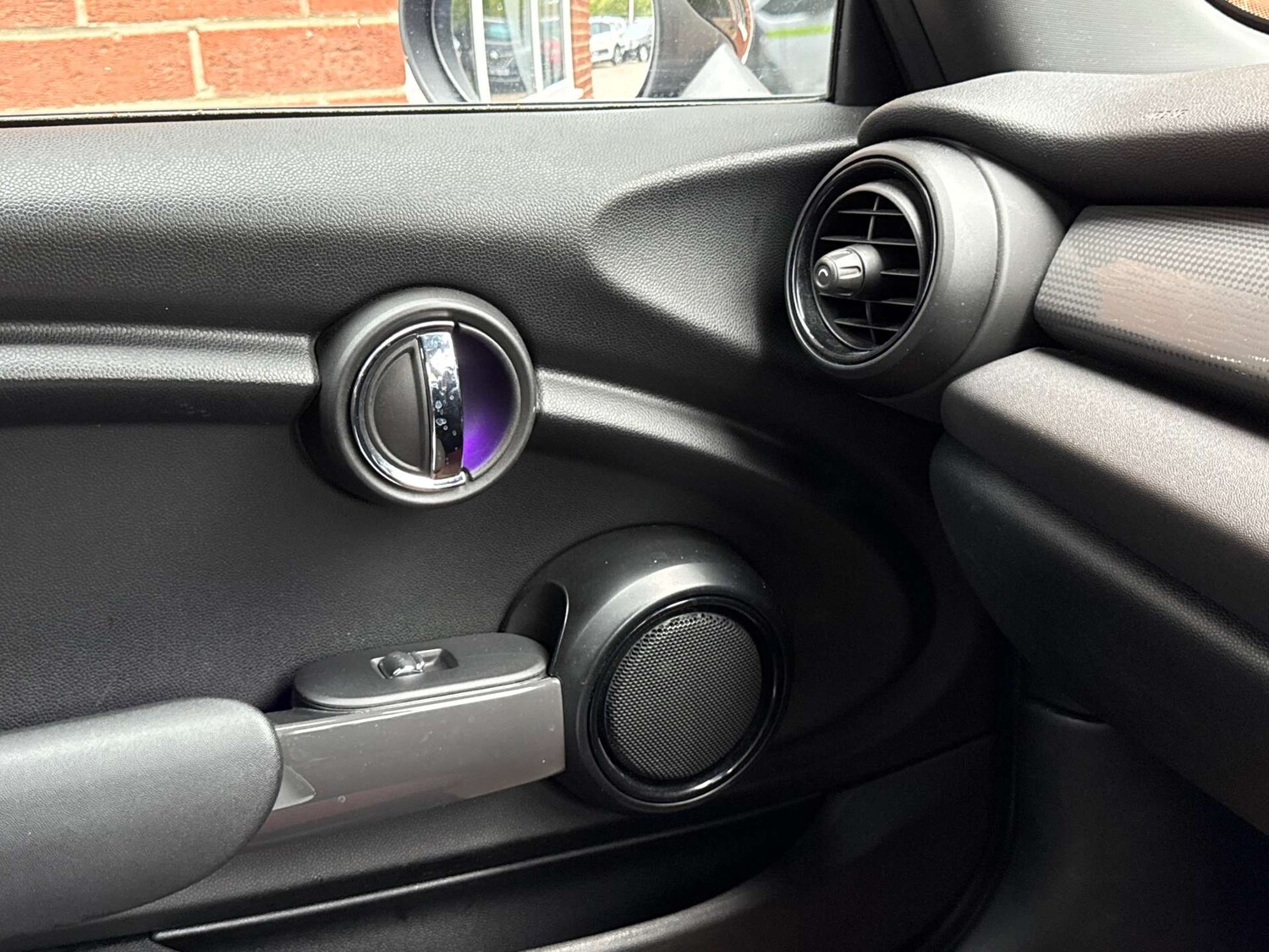 Used MINI Hatch 2018 for sale - 76277611: Photo 39