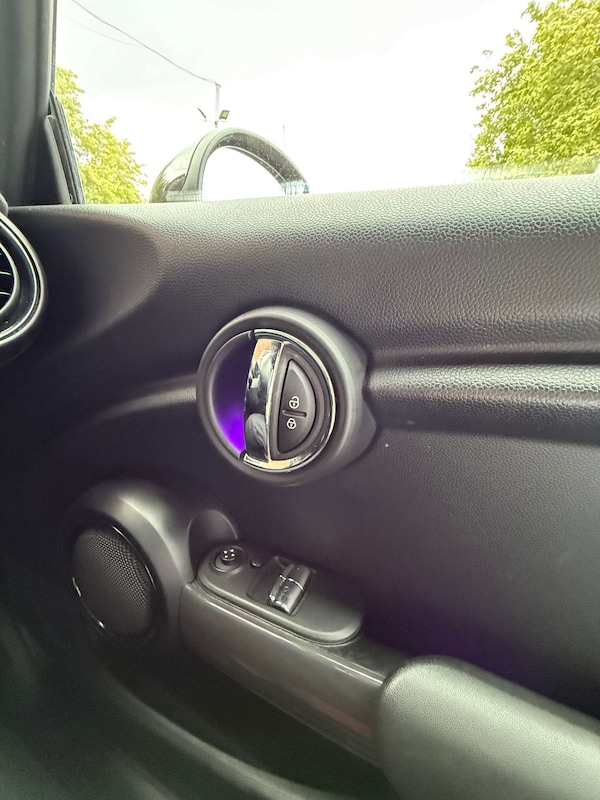 Used MINI Hatch 2018 for sale - 76277611: Photo 40