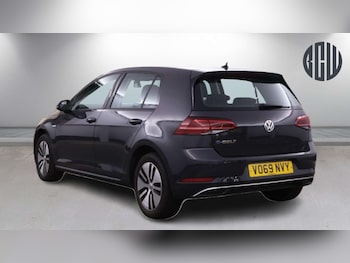 Used Volkswagen Golf 2019 for sale - 78647186: Photo