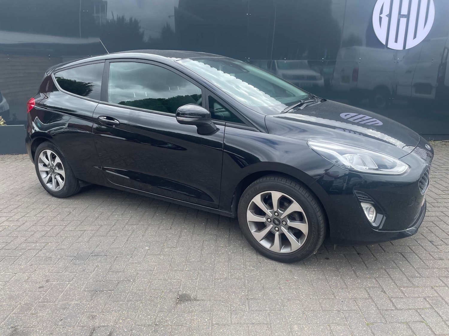 Used Ford Fiesta 2019 for sale - 76132396: Photo 1