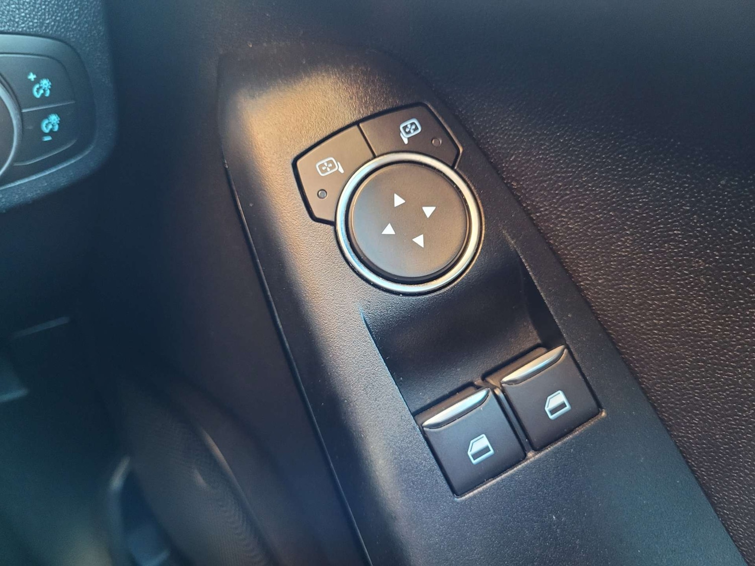 Used Ford Fiesta 2019 for sale - 76132396: Photo 33