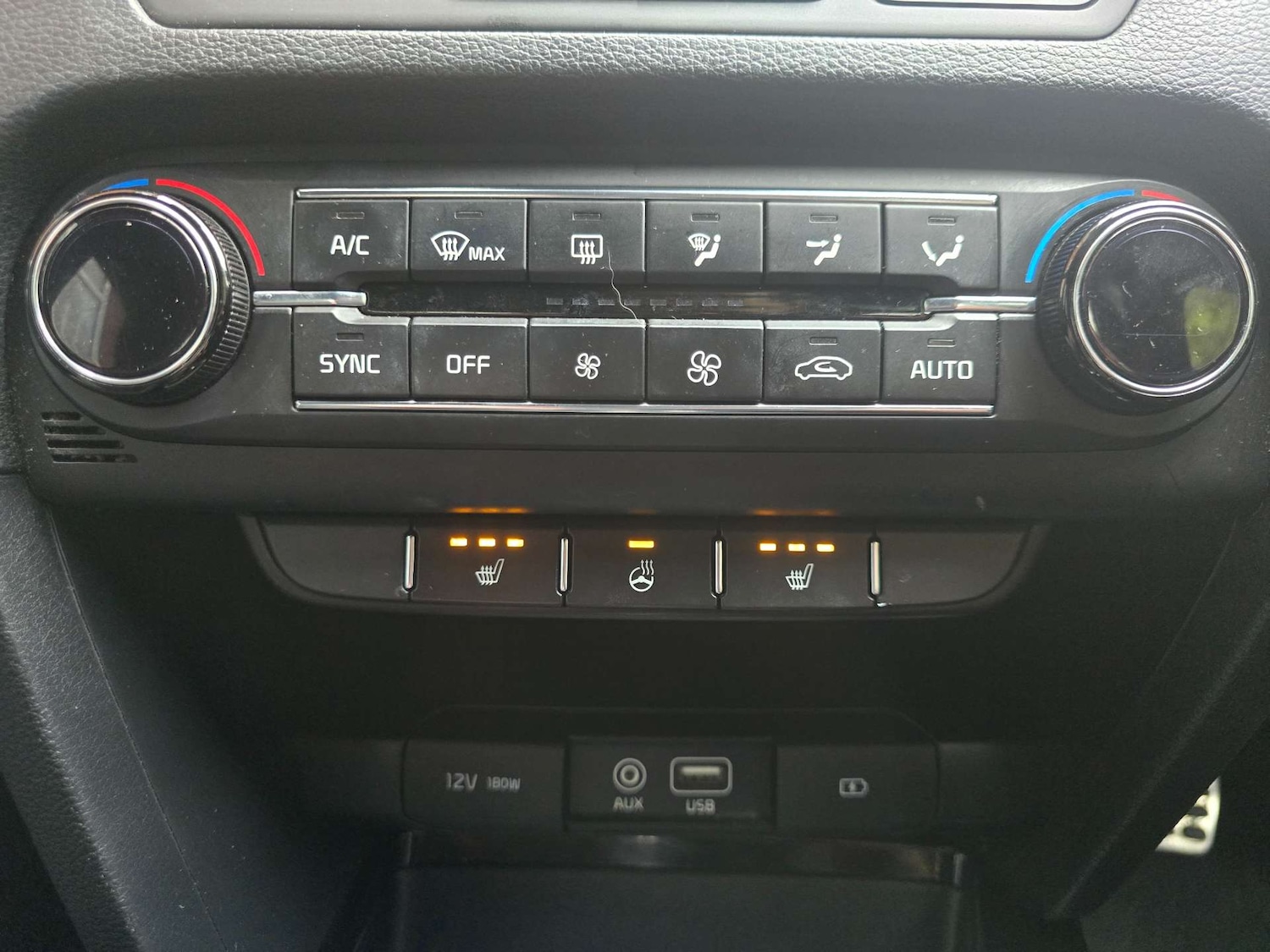 Used Kia Ceed 2019 for sale - 76184930: Photo 21