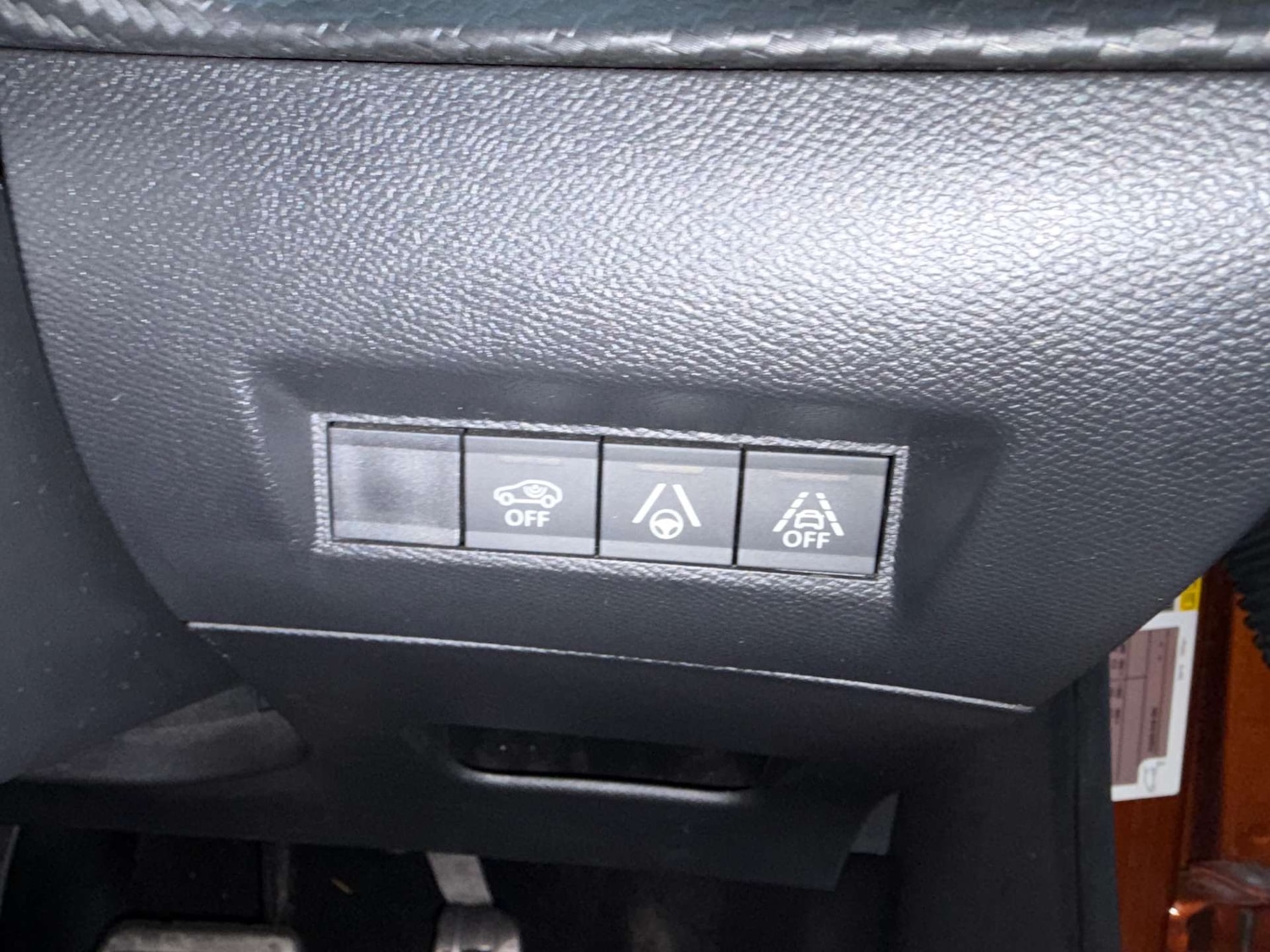 Used Peugeot 2008 2021 for sale - 77026744: Photo 26