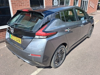 Used Nissan Leaf 2022 for sale - 79449525: Photo