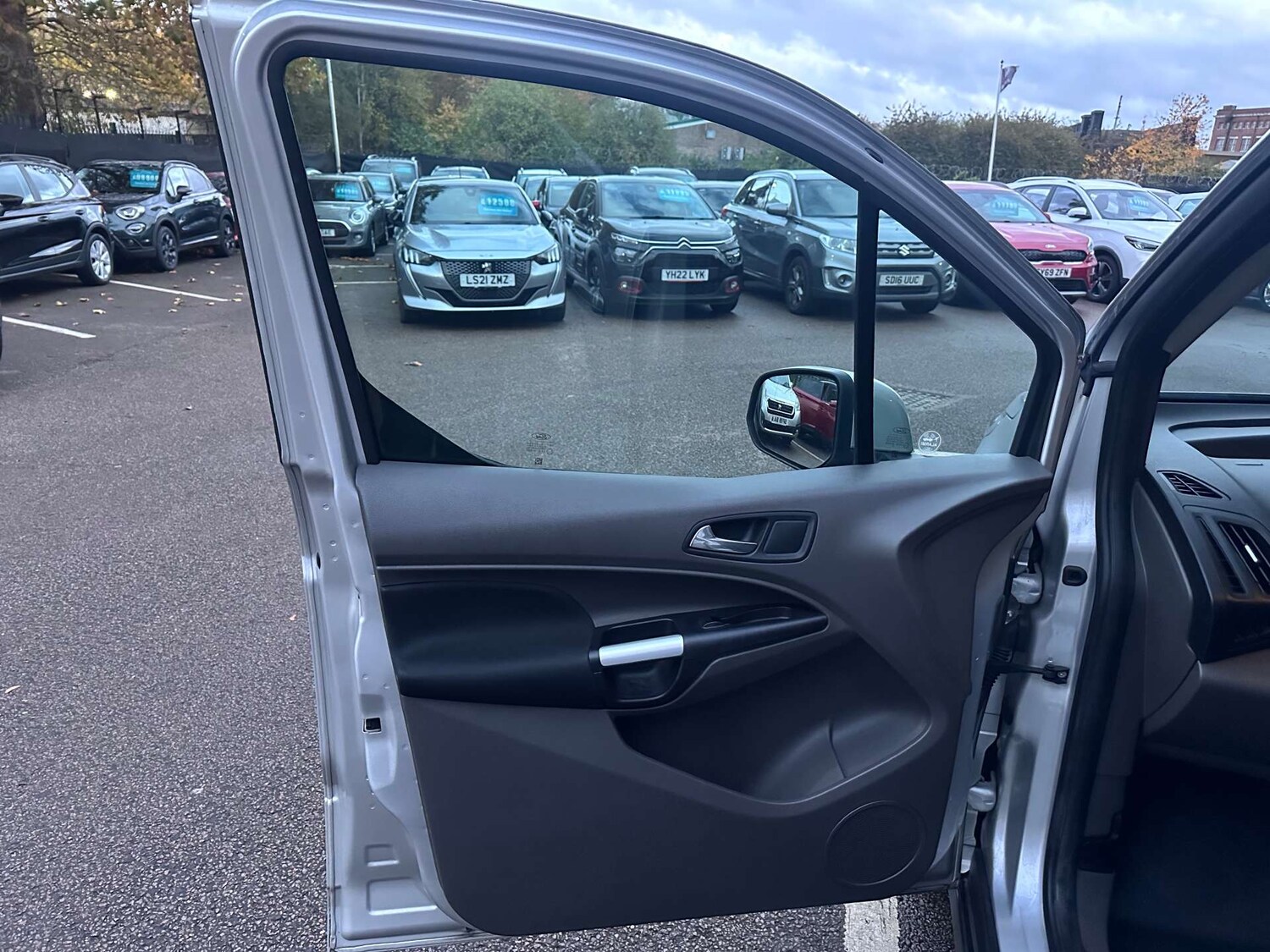 Used Ford Transit Connect 2019 for sale - 76281761: Photo 27