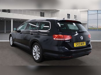Used Volkswagen Passat 2019 for sale - 75963320: Photo