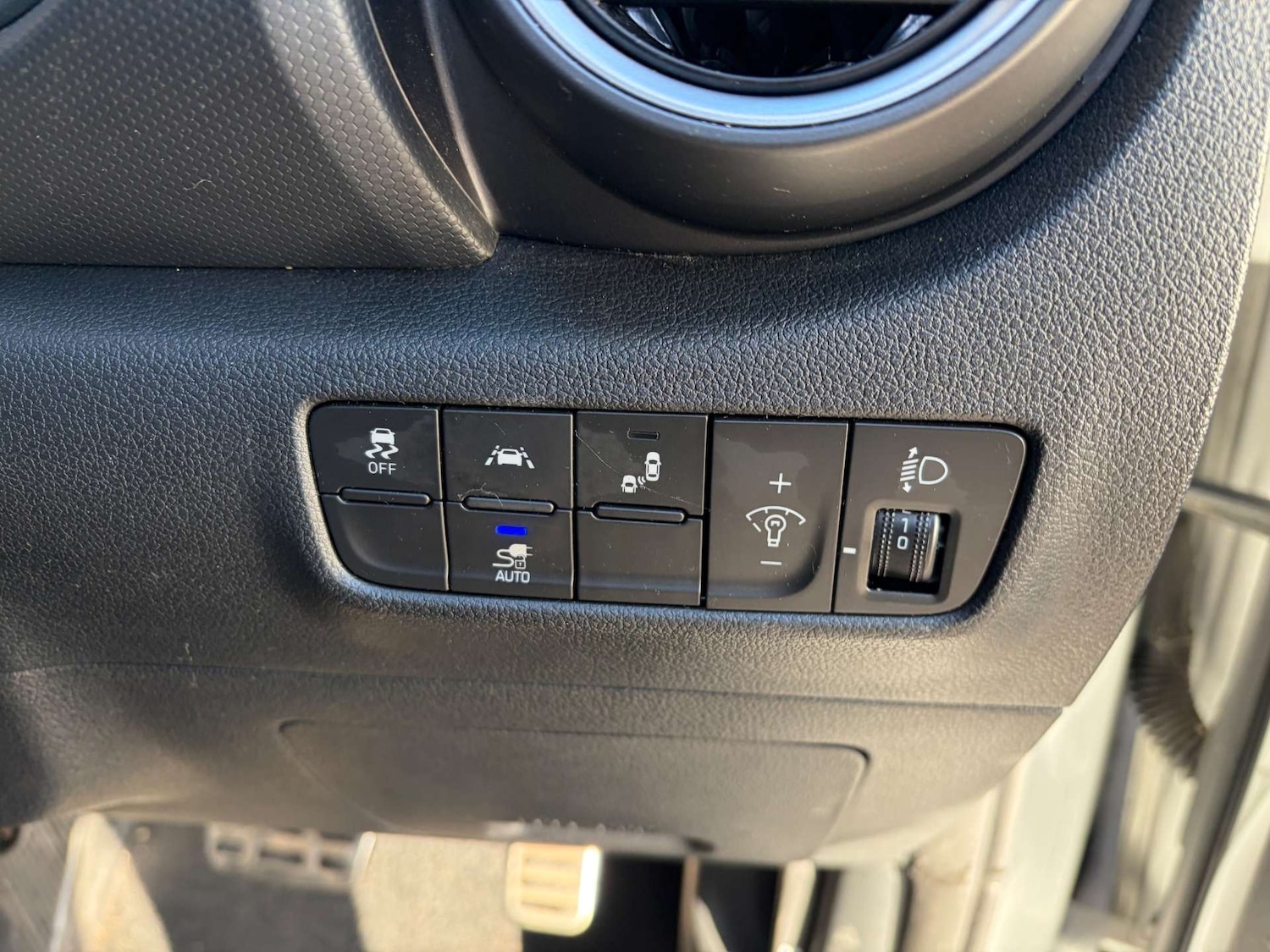 Used Hyundai KONA 2020 for sale - 76611768: Photo 28