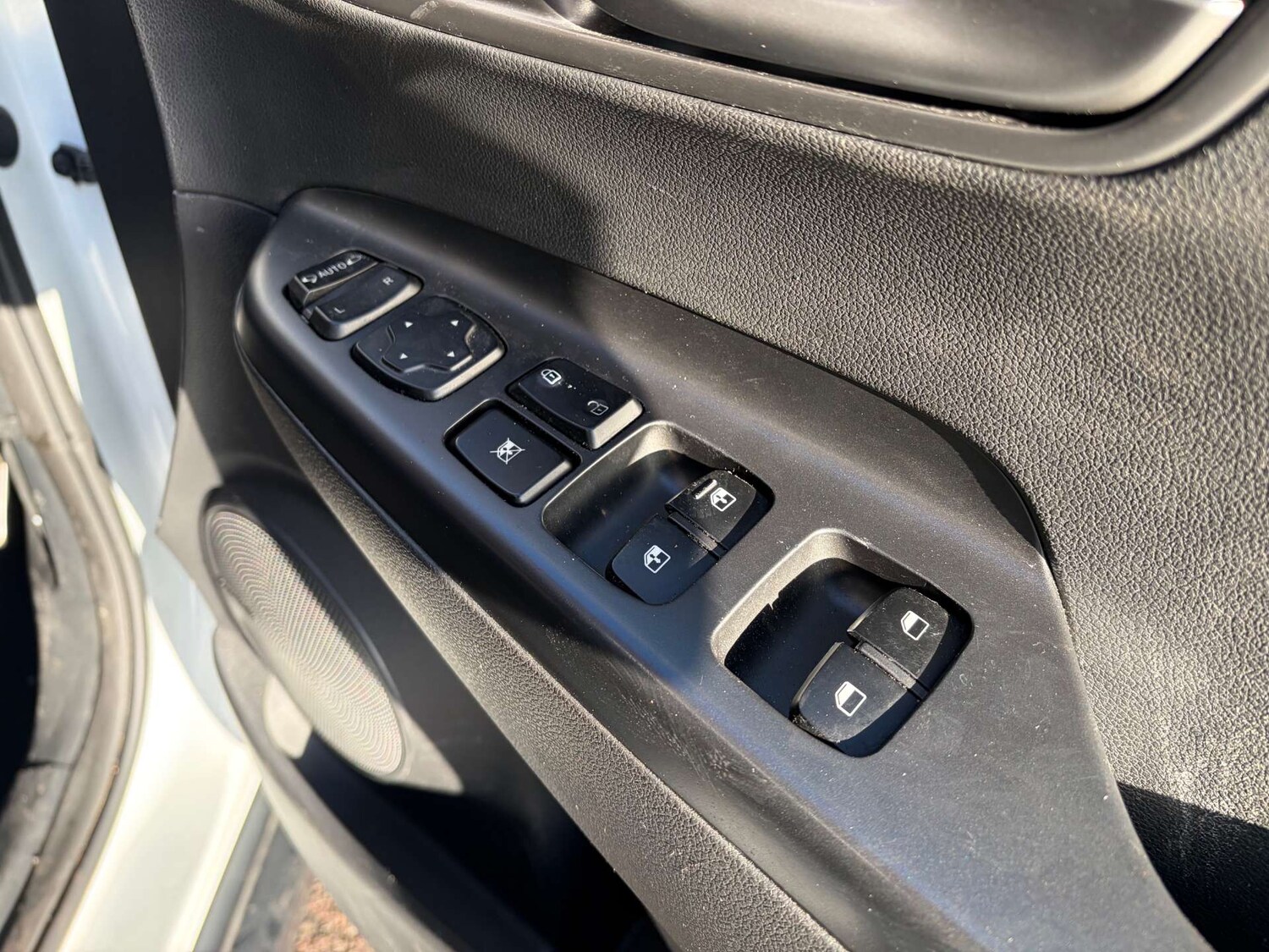 Used Hyundai KONA 2020 for sale - 76611768: Photo 29