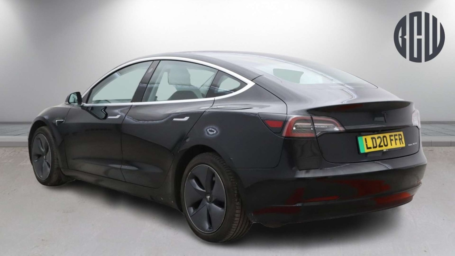 Used Tesla Model 3 2020 for sale - 78169369: Photo 3
