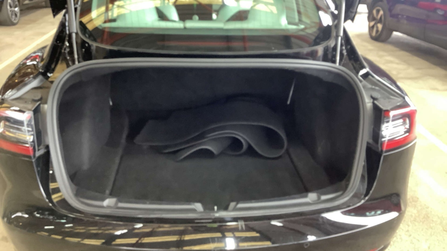 Used Tesla Model 3 2020 for sale - 78169369: Photo 7