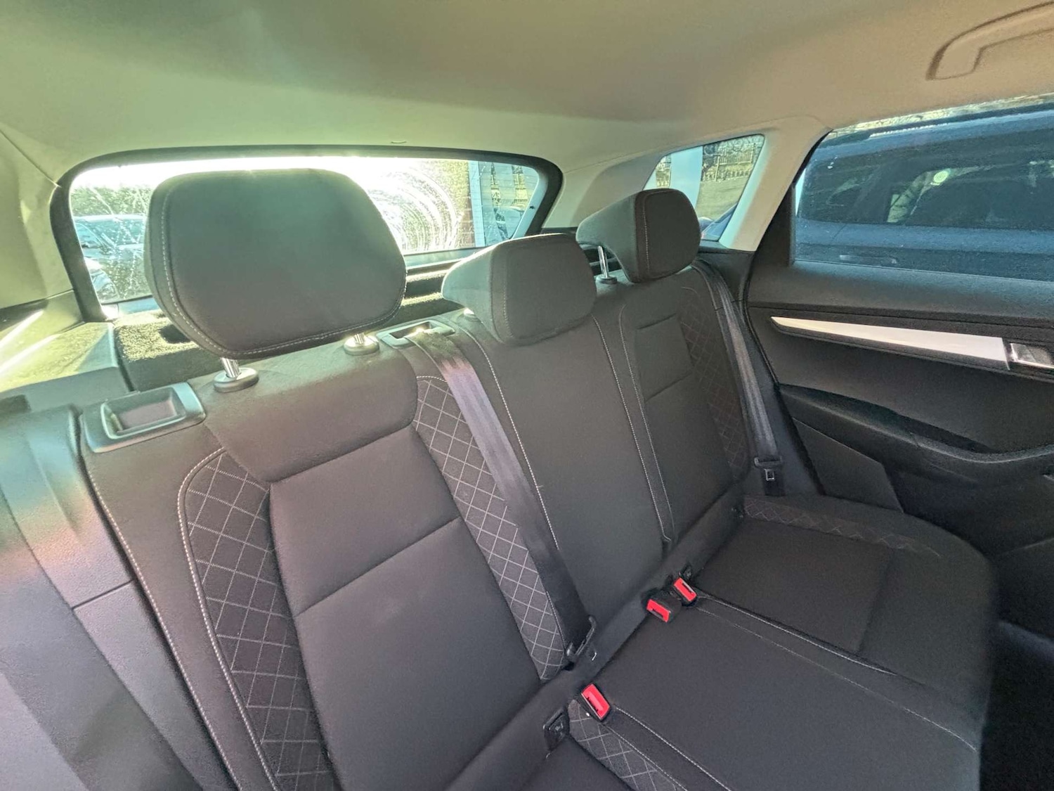 Used Skoda Karoq 2018 for sale - 77026748: Photo 25